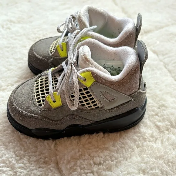2020 Air Jordan 4 Retro SE TD Neon 95
