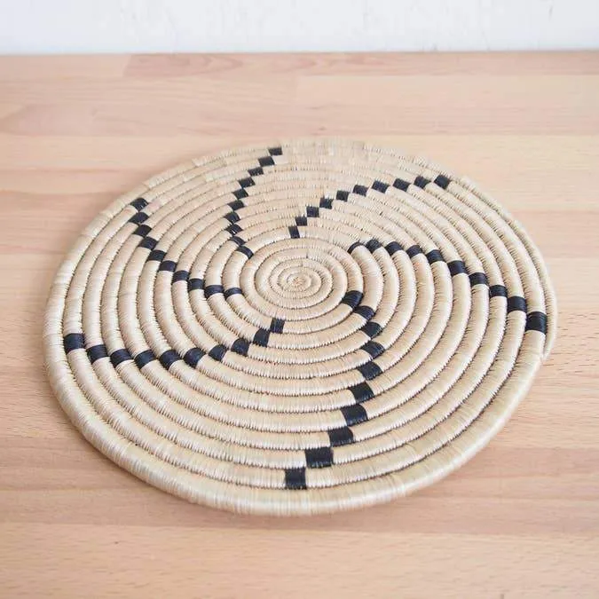 Akija™ Tanga Trivet