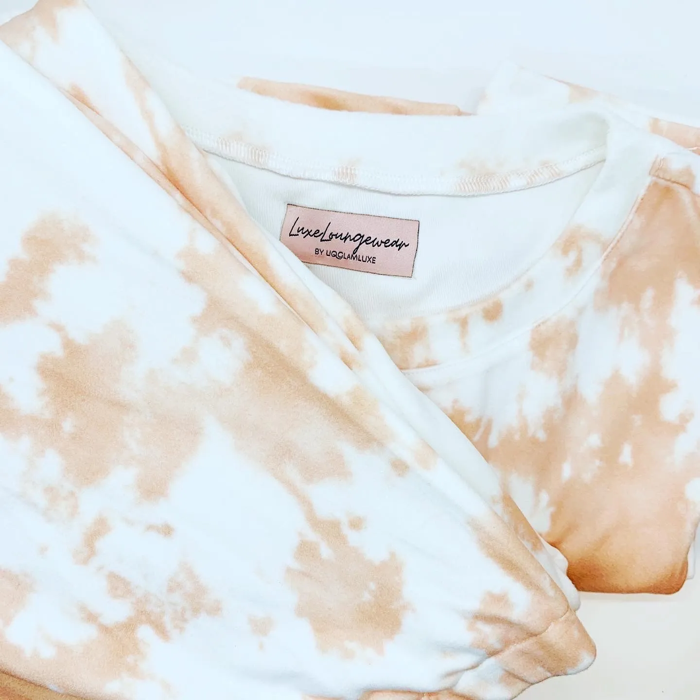 All Day, All Night - Two-Piece Short Sleeve Loungewear / Pajama Set