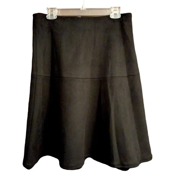 Anne Klein Scuba Faux Suede Skirt, Black, Size 4, Vegan