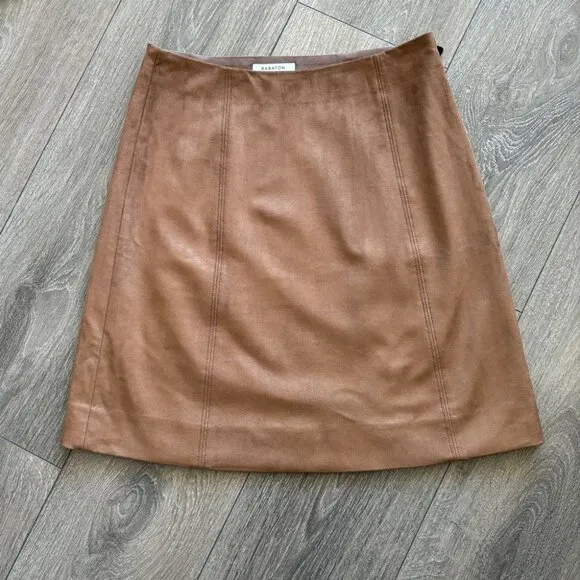 Aritzia Babaton Hopper Skirt