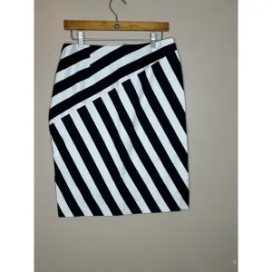 Banana Republic Striped Black/White Cotton Stretch‎ Pencil Skirt Size 6