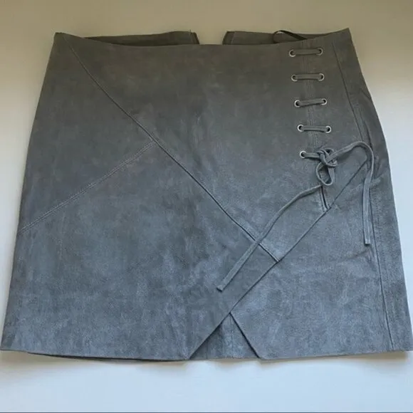 Blank NYC Mini Skirt 26 NWT Suede Genuine Leather Soft Fog Lace Up A-line Gray