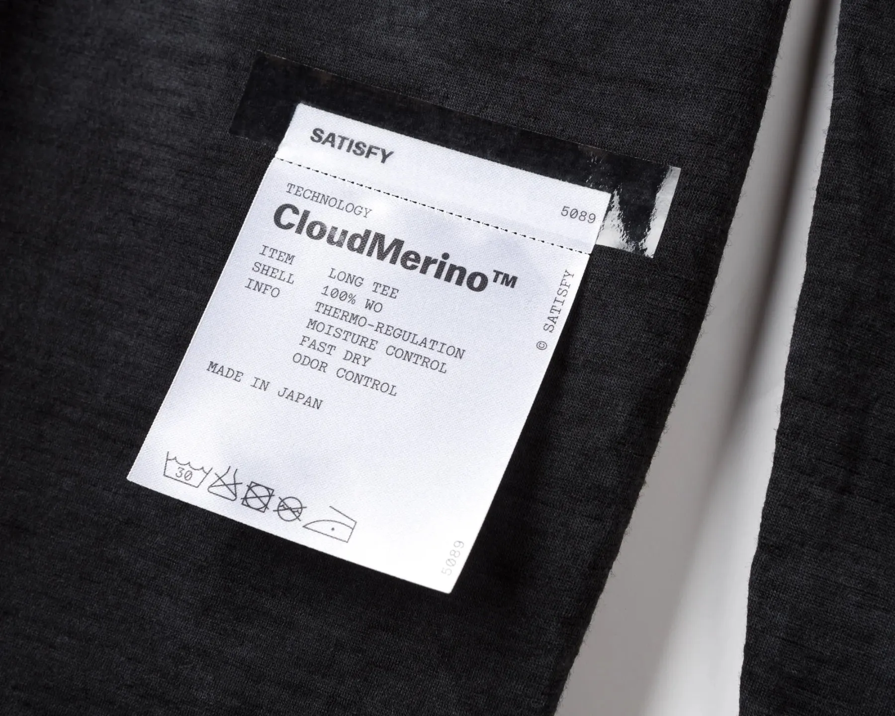 CloudMerino Long Tee - Sun Bleached Black