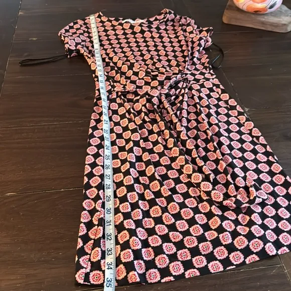Diane Von Furstenberg Zoe Dress - size 8Perfect conditon