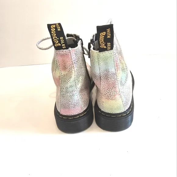 Dr Martens girls multicolored combat pascal boot, size 2