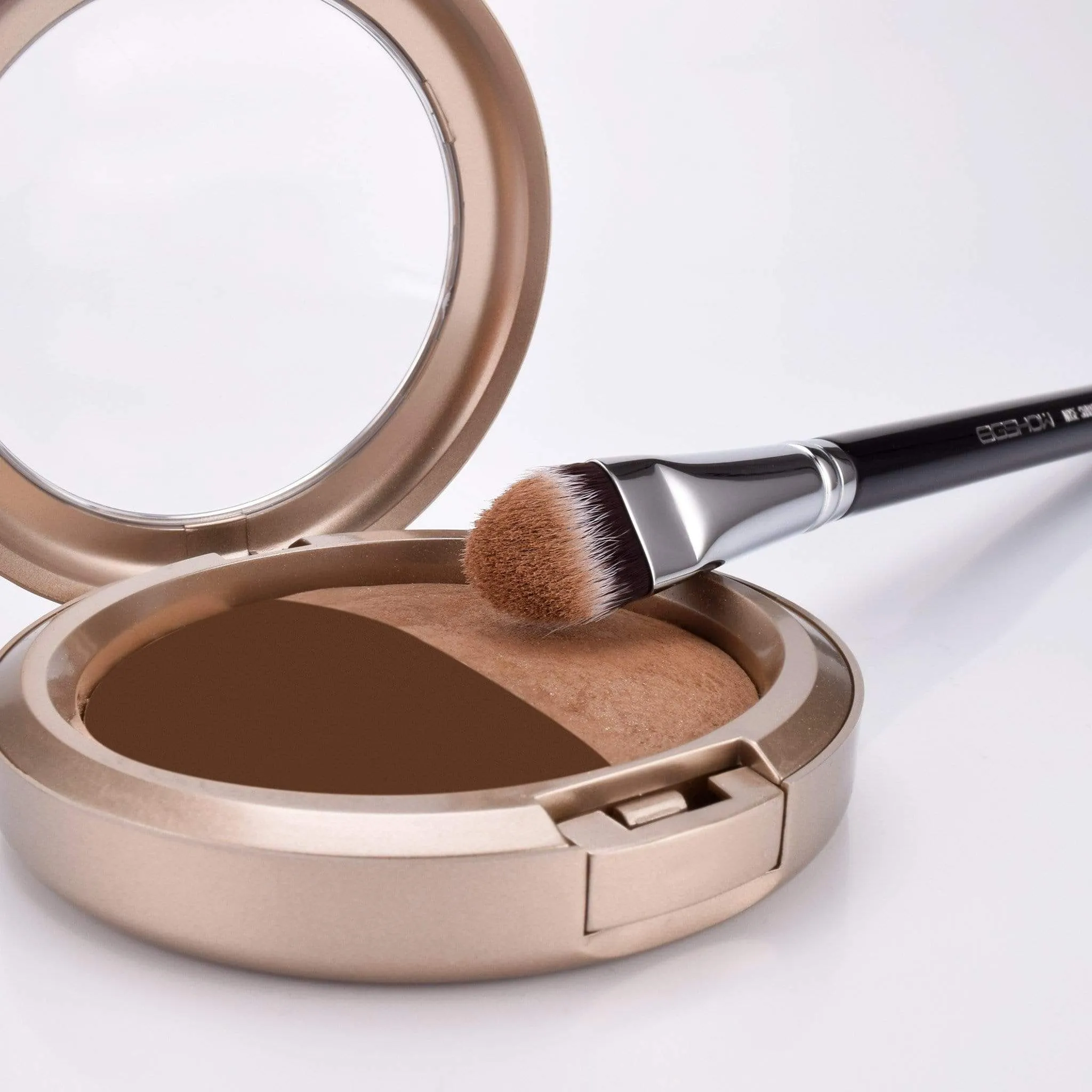 E826 - NOSE SHADOW BRUSH