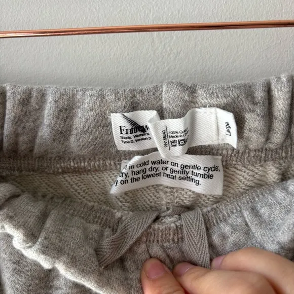Entireworld. Loop back Grey Sweatshort Sz L