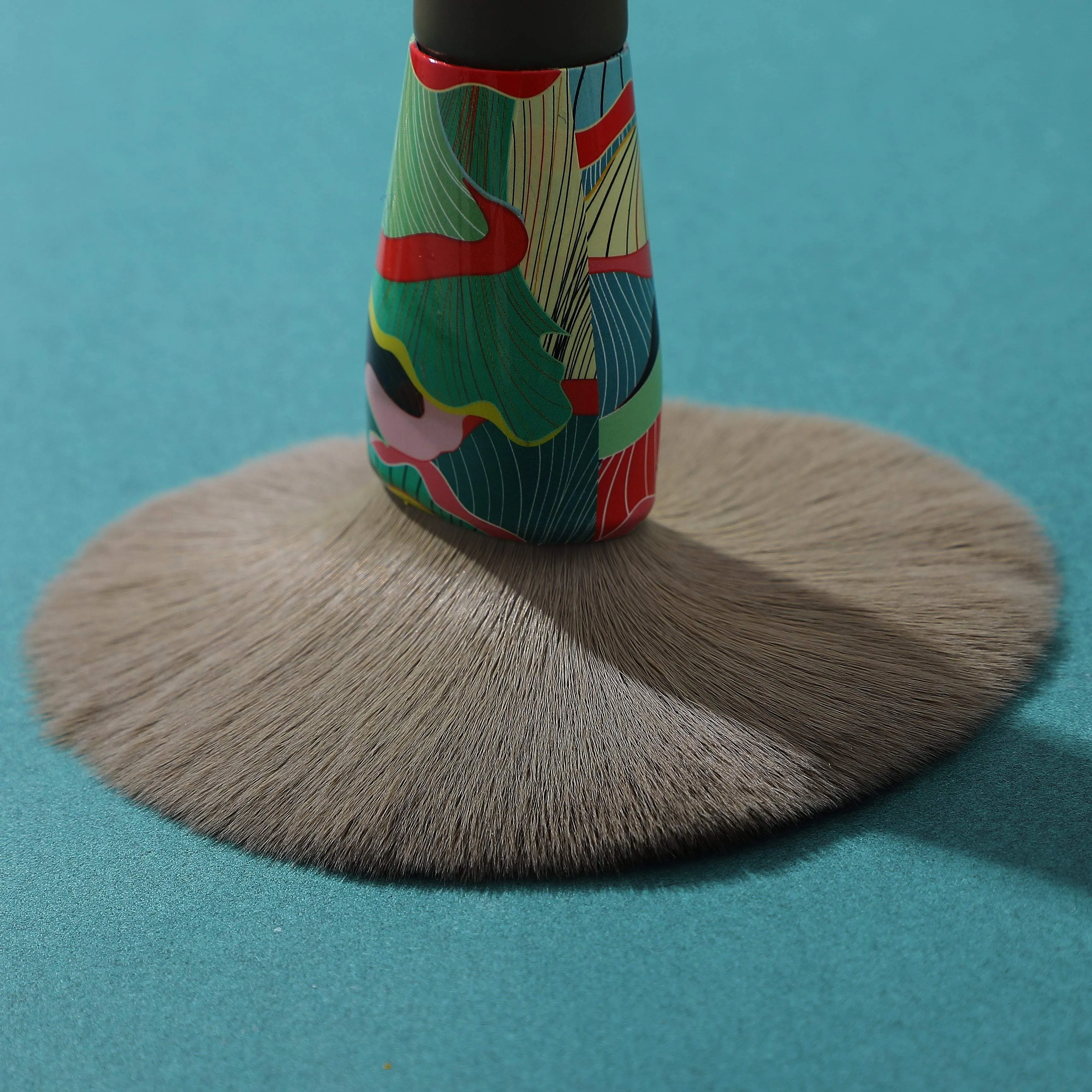 ESSENTIAL SERIES - 7 PCS GREENER BRUSH KIT WITH ECO-FRIENDLY CARTON CYLINDER BOX