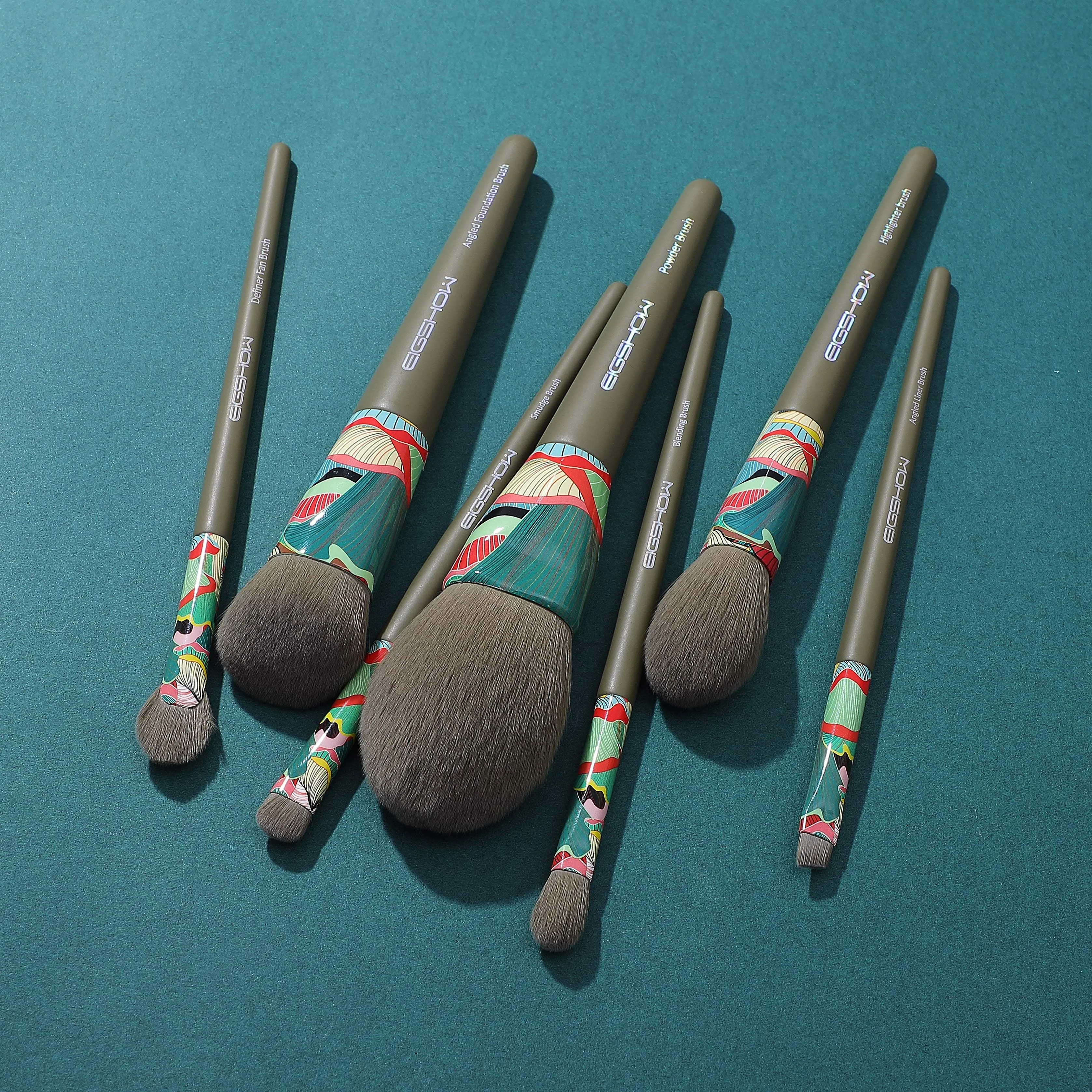 ESSENTIAL SERIES - 7 PCS GREENER BRUSH KIT WITH ECO-FRIENDLY CARTON CYLINDER BOX
