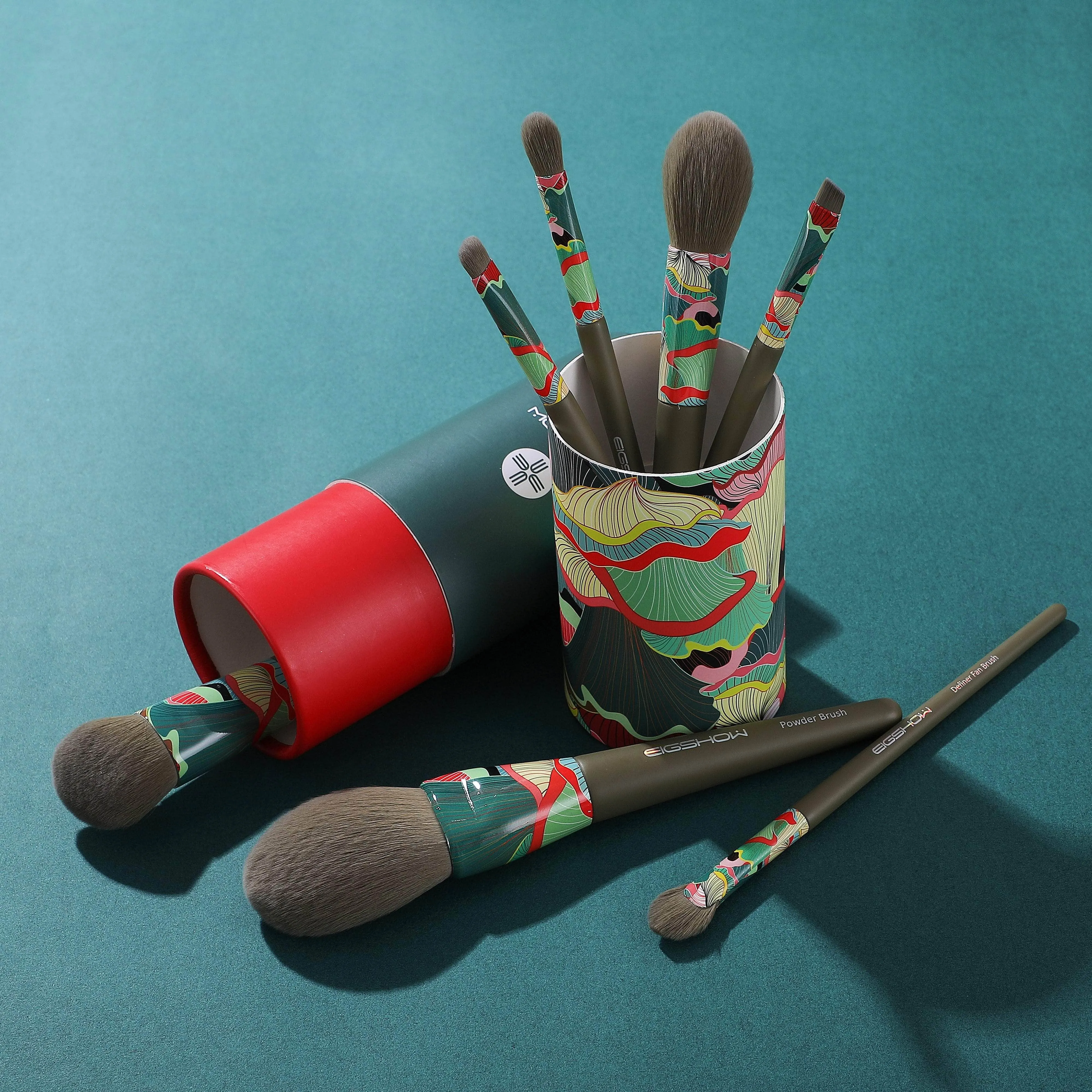ESSENTIAL SERIES - 7 PCS GREENER BRUSH KIT WITH ECO-FRIENDLY CARTON CYLINDER BOX
