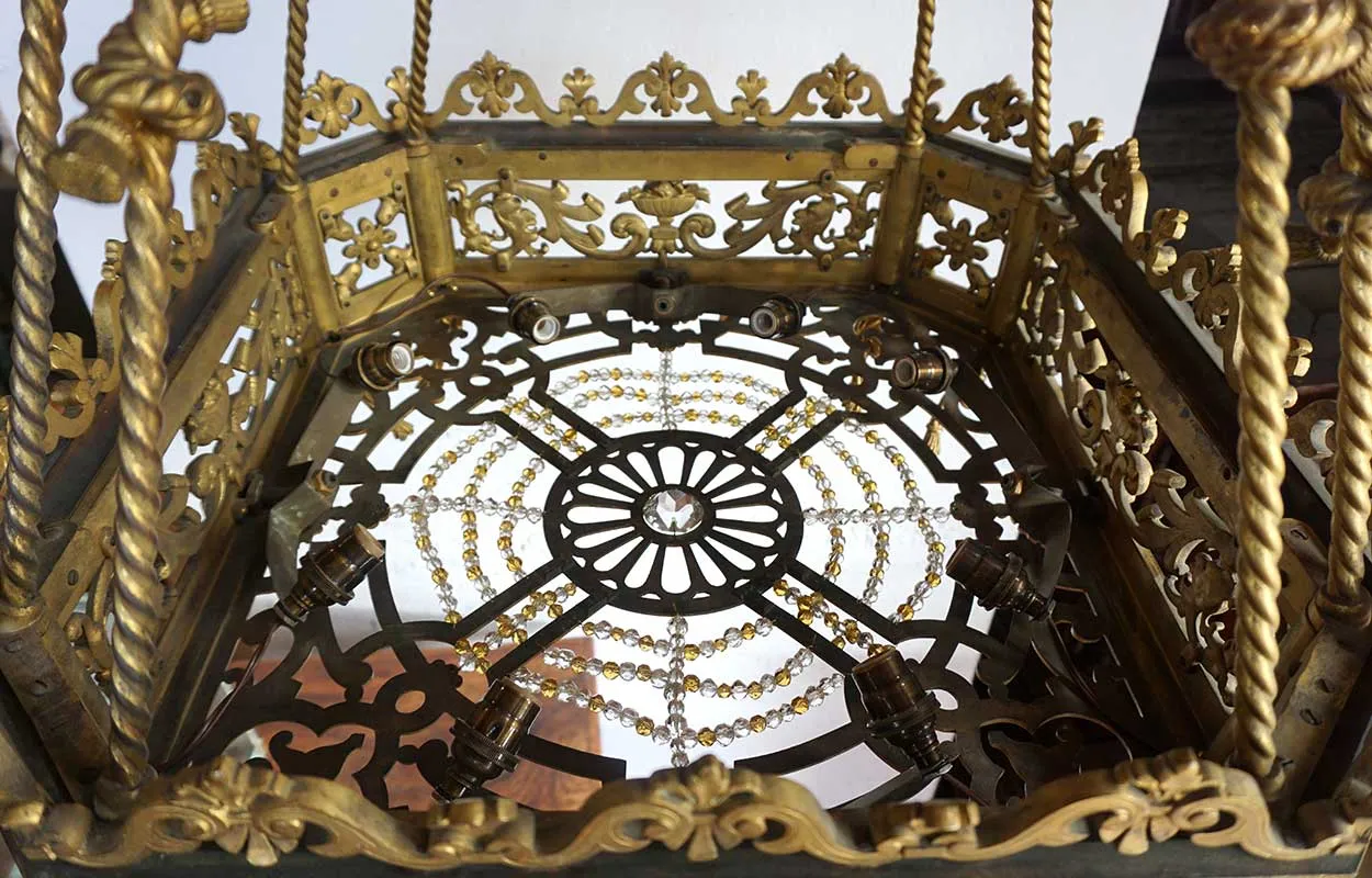 Fine Large French Gold Gilt Bronze and Beaded Hanging Eight-Light Pendant Light