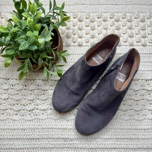 FITFLOP Women's 7.5 SUMI Suede Leather Bootie Side Zip Shoe Gray Comfort Walking