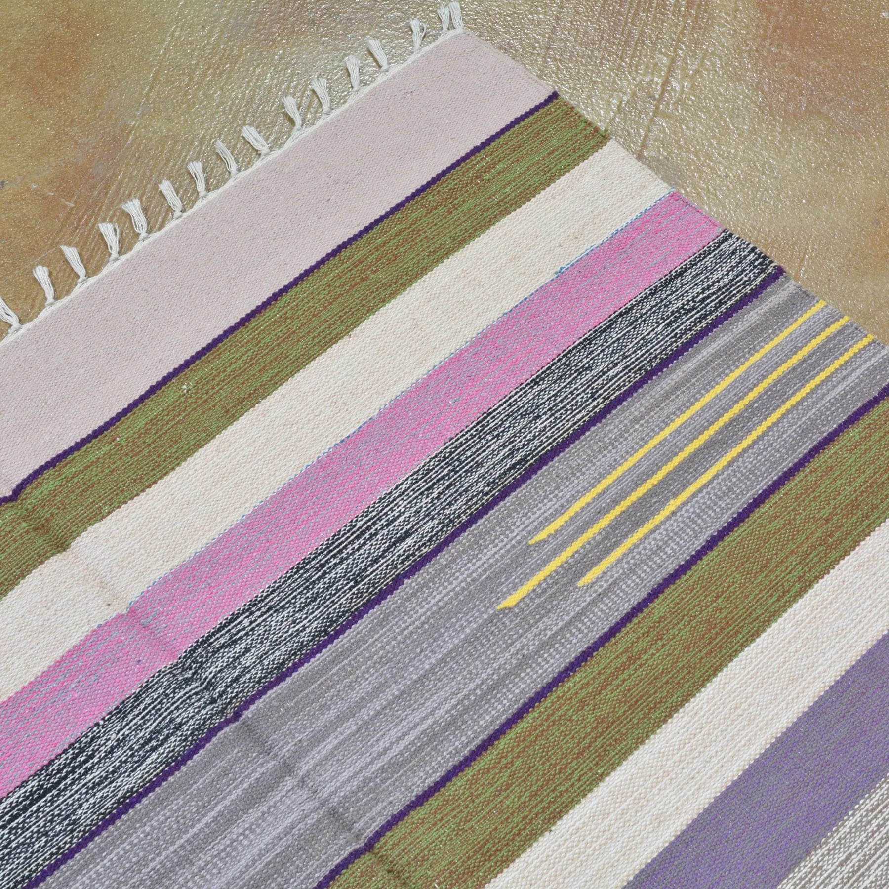 Hand-Woven Cotton Durree India Reversible Handmade Wool Rug (Size 3.10 X 6.0) Brrsf-1080