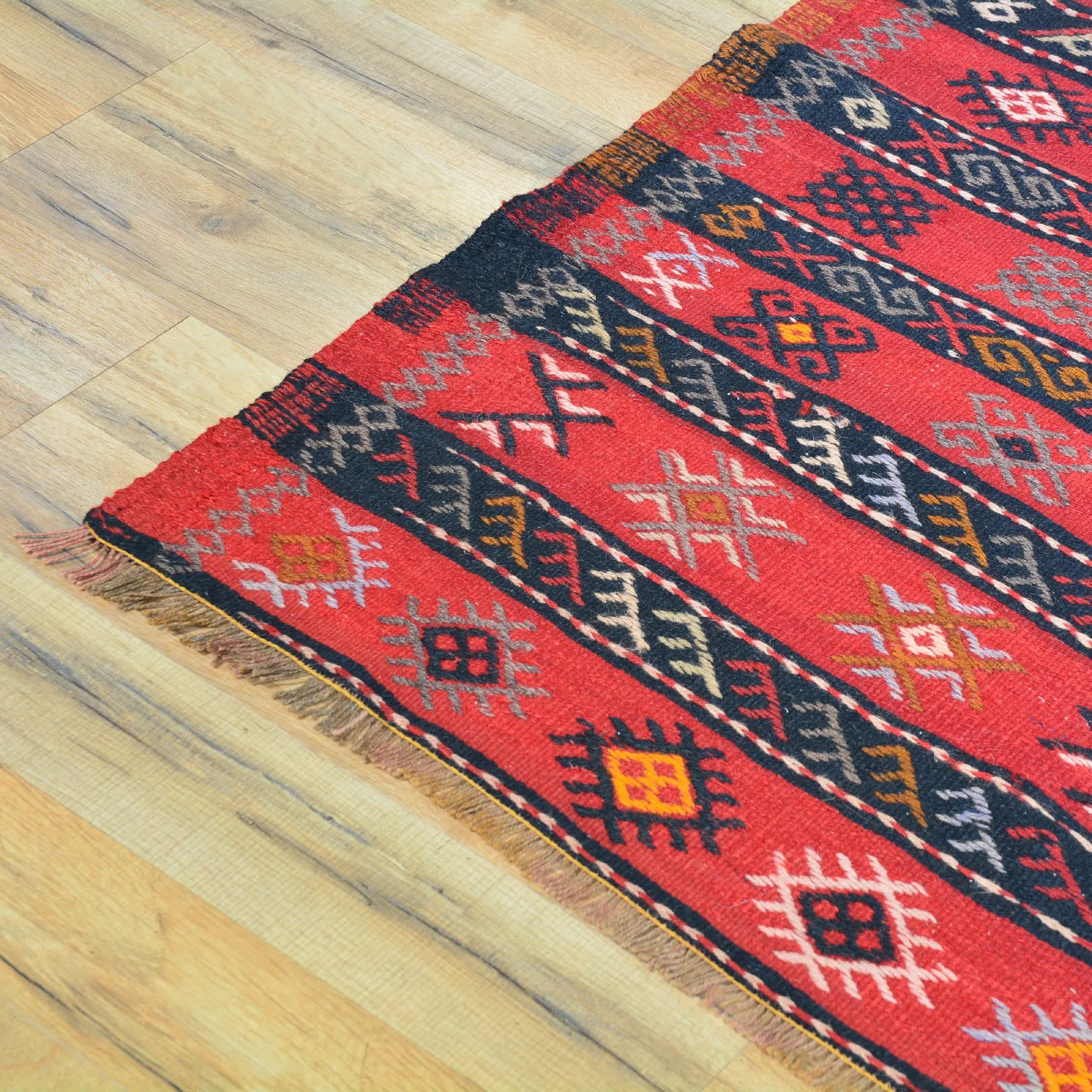 Hand-Woven Flat-weave Turkish Tribal Kilim Wool Rug (Size 4.0 X 4.0) Cwral-7719