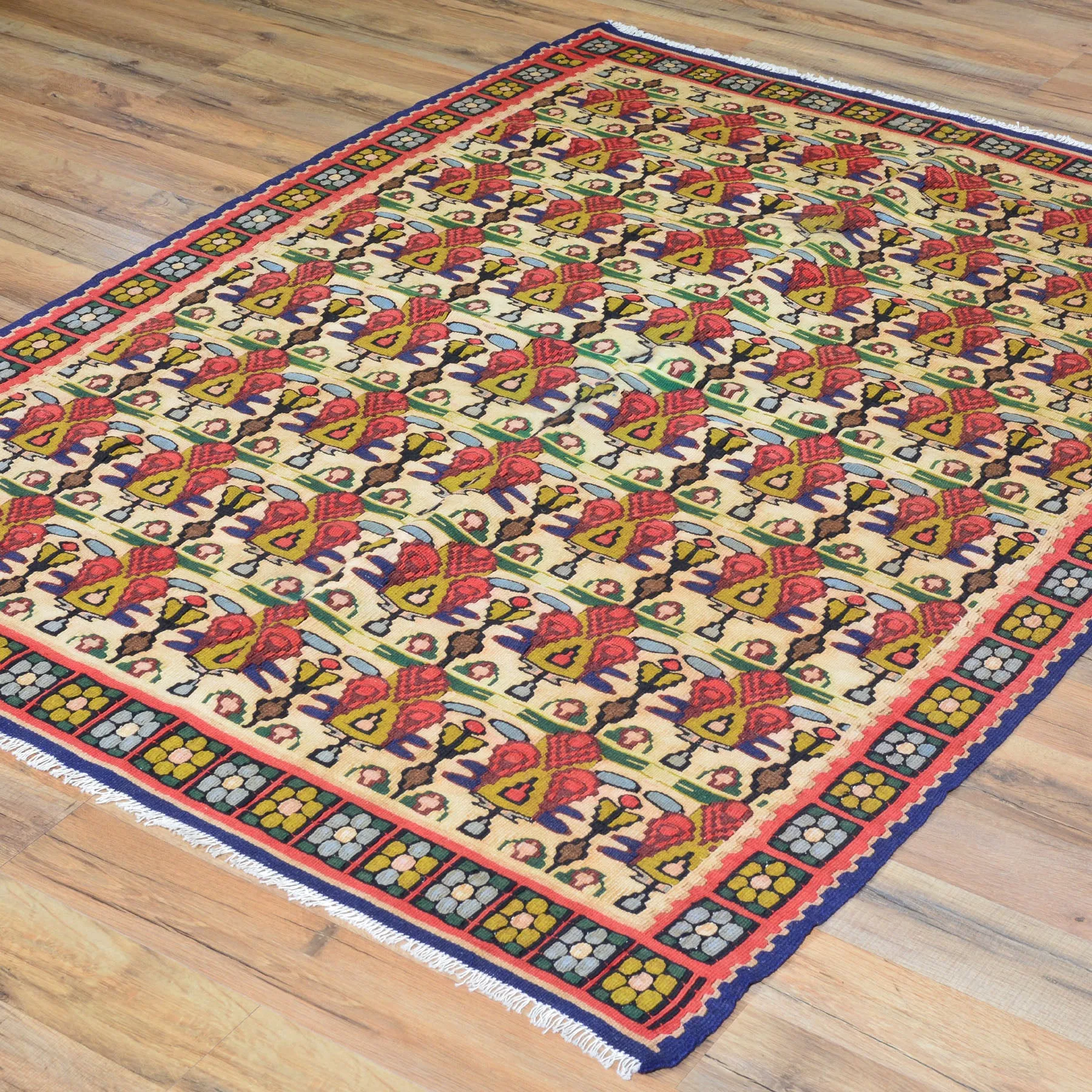 Hand-Woven Reversible Persian Sennah Kilim Village Rug (Size 3.11 X 5.0) Brrsf-447