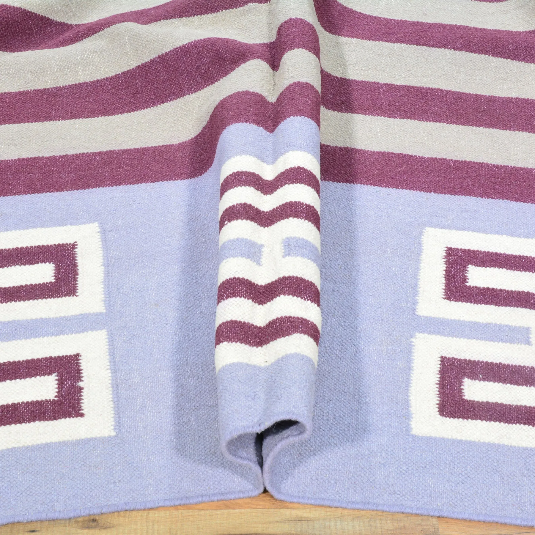 Hand-Woven Reversible Southwestern Design Handmade Wool Kilim (Size 8.10 X 12.3) Cwral-10497