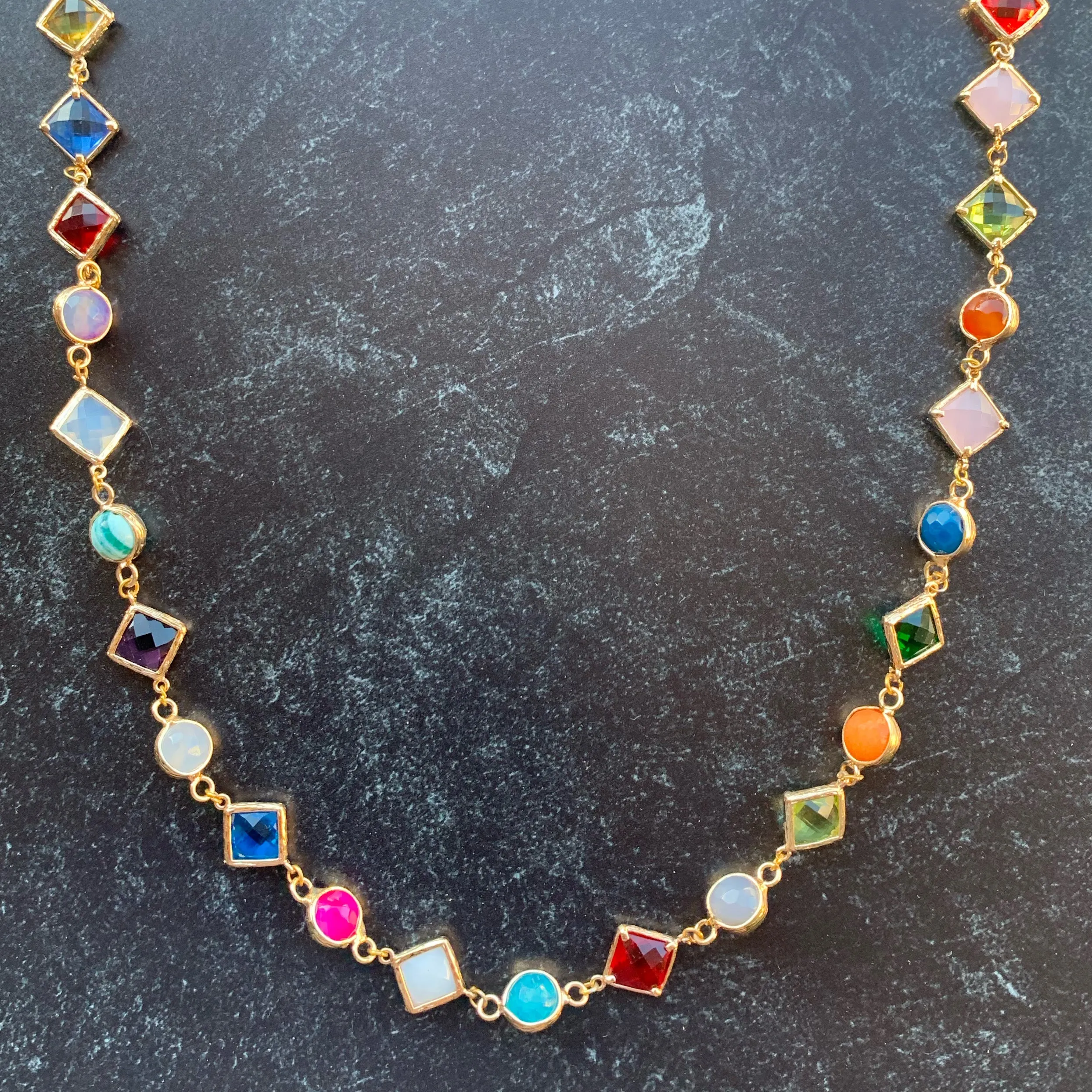 Multi-shaped Crystal Beads Face Mask Chain (3 ways)