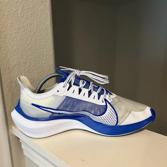 Nike Zoom Gravity Running Shoes Men’s Size 9.5 White Racer Blue BQ3202-100