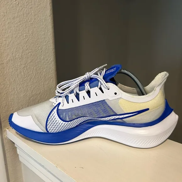 Nike Zoom Gravity Running Shoes Men’s Size 9.5 White Racer Blue BQ3202-100
