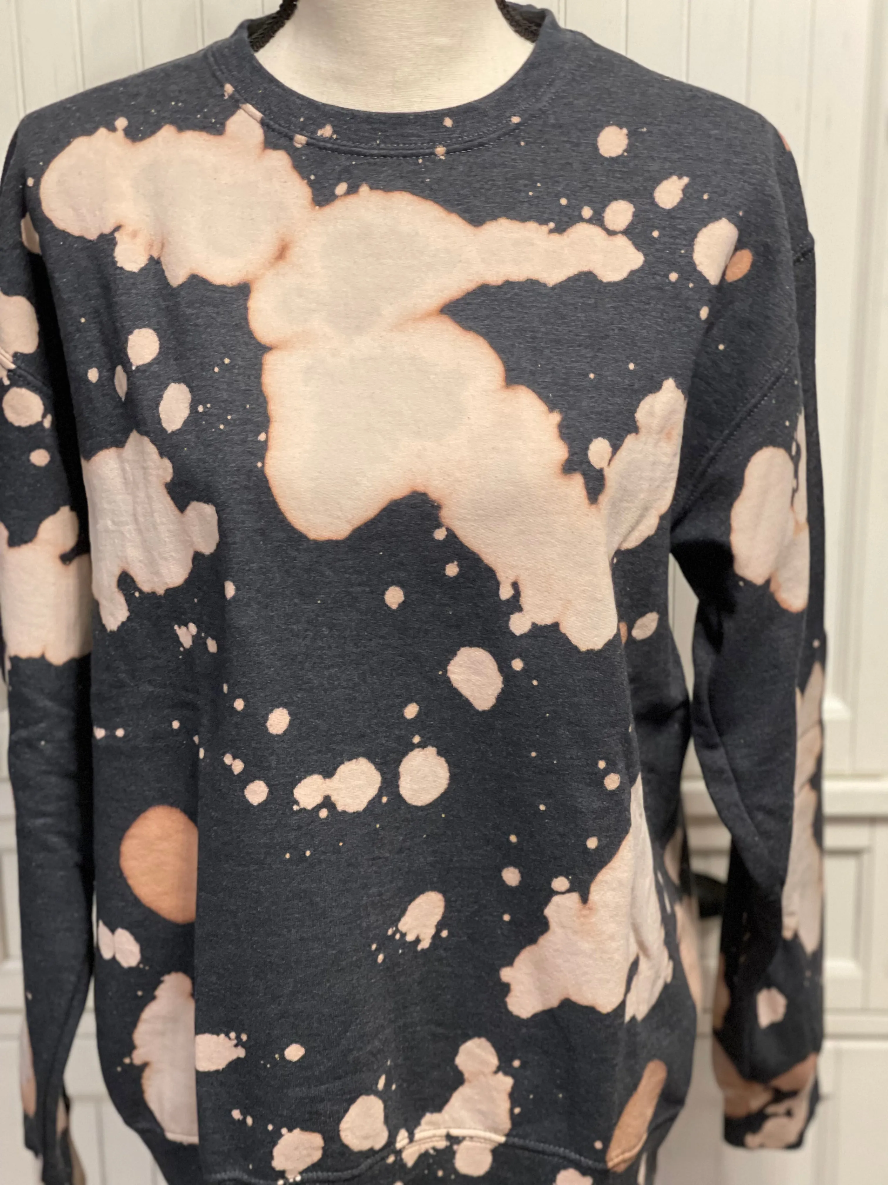 Petunia Distressed Crew Neck ~ Unisex Size Medium