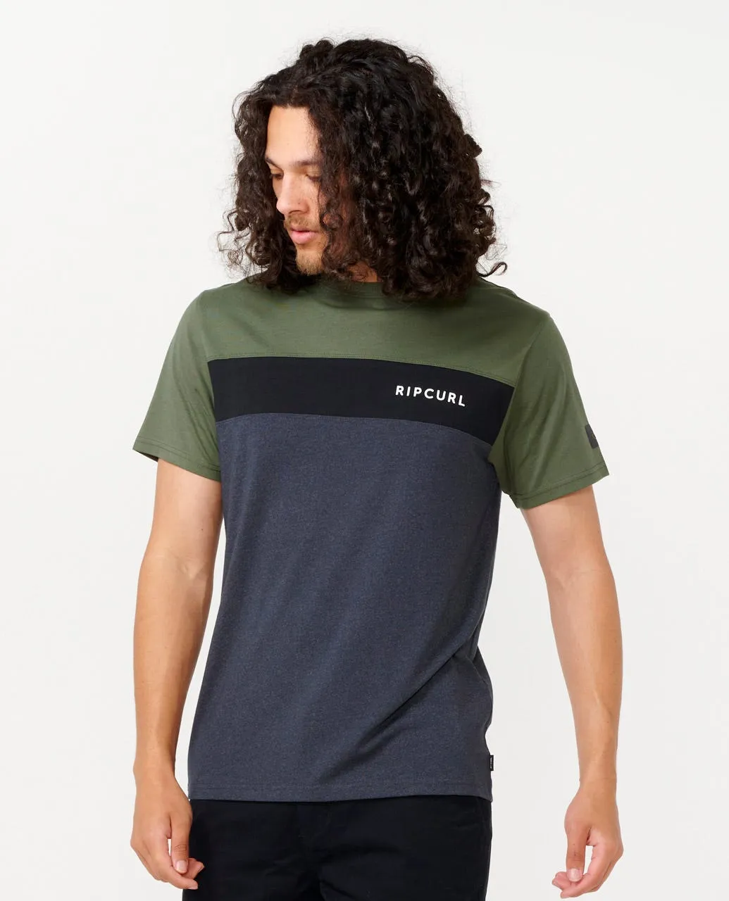 RIP CURL UNDERTOW PANEL TEE - DARK OLIVE