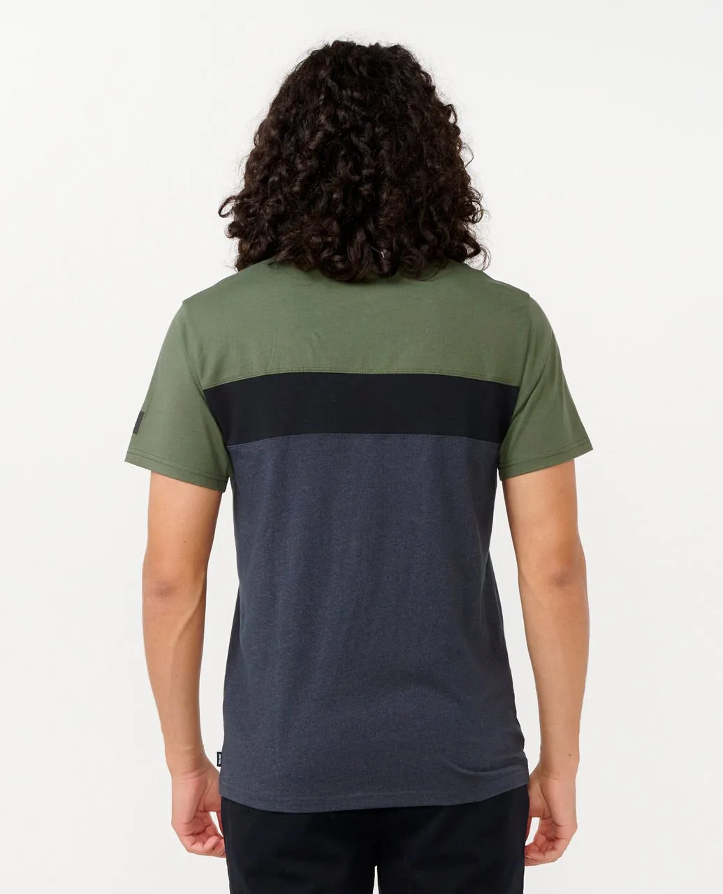 RIP CURL UNDERTOW PANEL TEE - DARK OLIVE