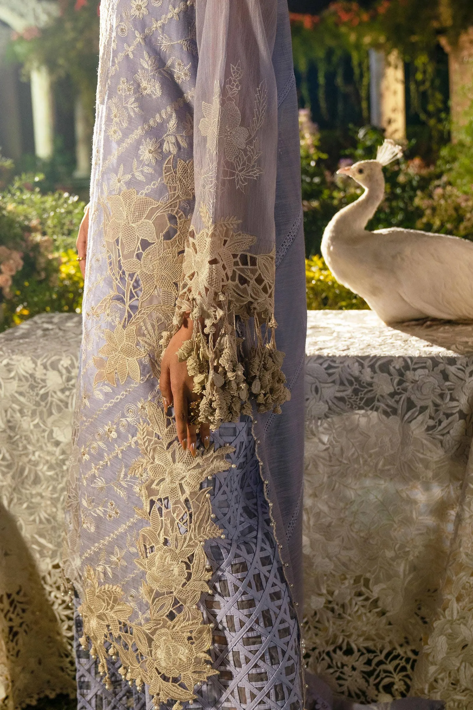 SANA SAFINAZ | LUXURY COLLECTION'24   | L241-0010B-3CV