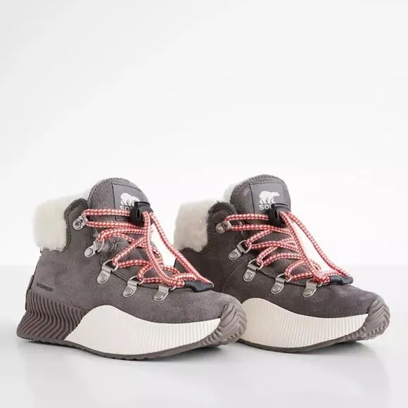 SOREL Girls - Out N About Suede Leather Boot In Quarry Gum Grey Size 5