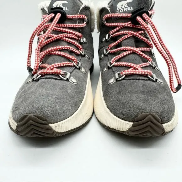 SOREL Girls - Out N About Suede Leather Boot In Quarry Gum Grey Size 5