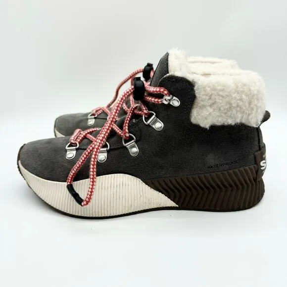 SOREL Girls - Out N About Suede Leather Boot In Quarry Gum Grey Size 5
