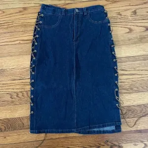 Vintage Y2K Denim Lace Up Midi Skirt Zoey &amp; Beth