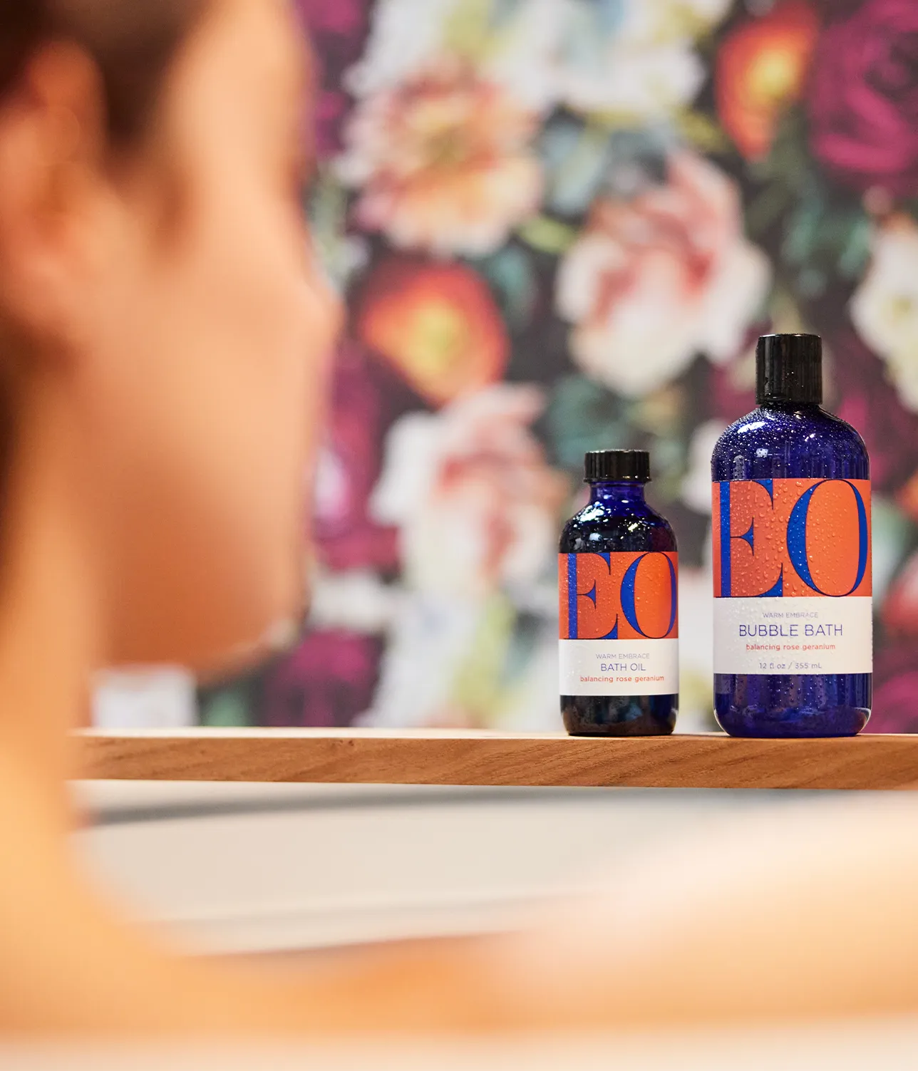 Warm Embrace Bubble Bath in Rose Geranium
